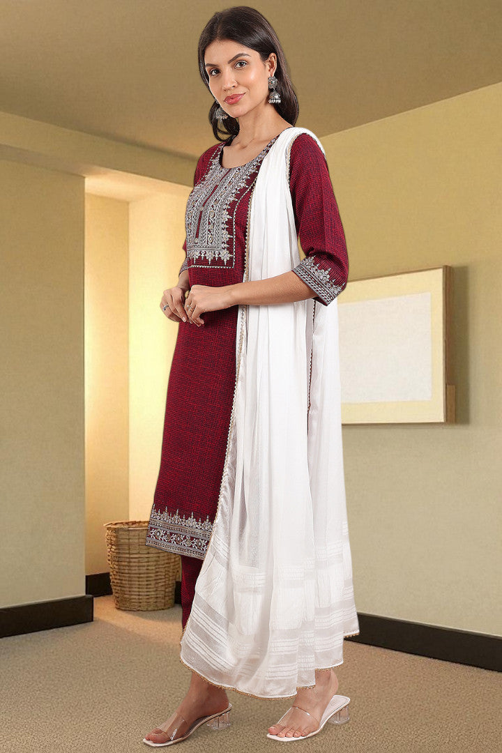 Casual Ethnic Straight Kurta Set With Dupatta