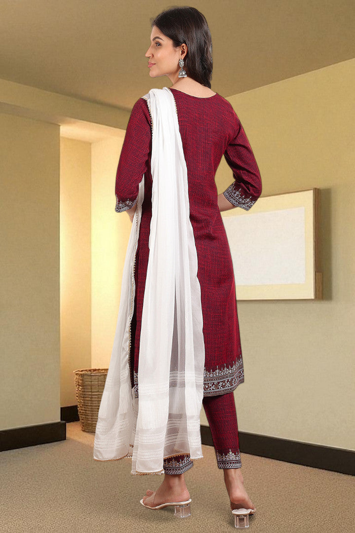 Casual Ethnic Straight Kurta Set With Dupatta