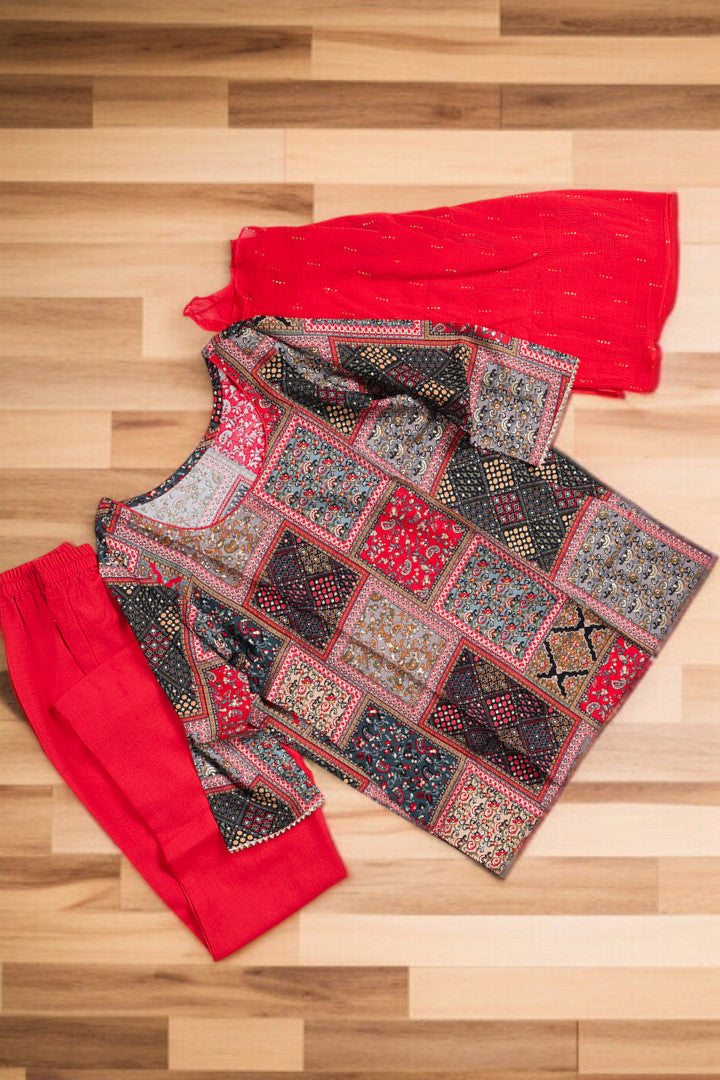 Casual Ethnic Straight Kurta Set With Dupatta