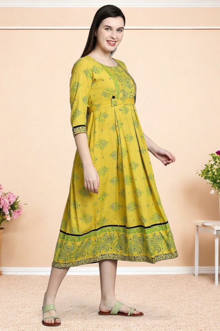 Rayon Printed Maternity Kurta – Designed for Pregnancy & Nursing