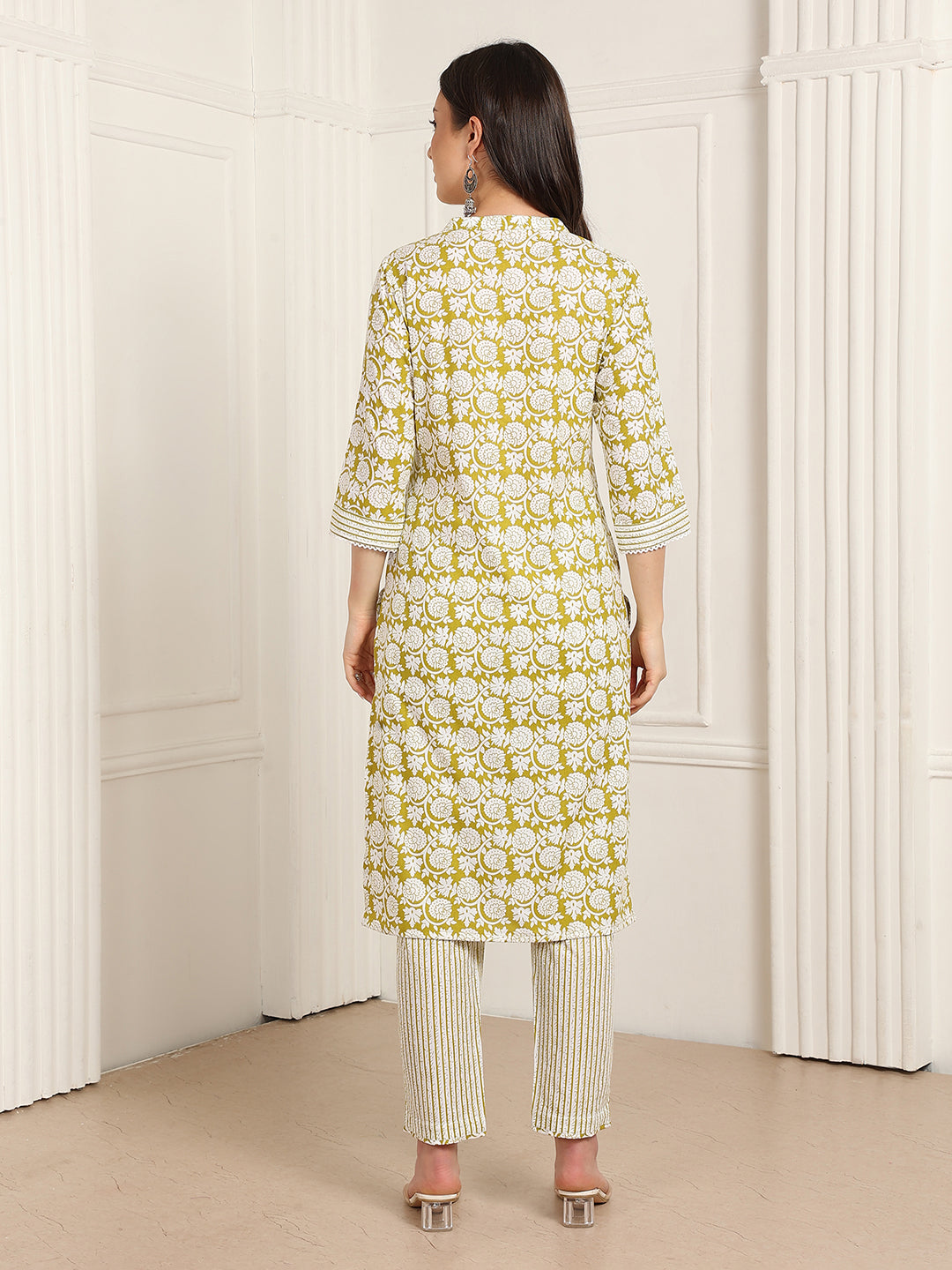 Casual Ethnic Straight Kurta Set With Dupatta (DS843)