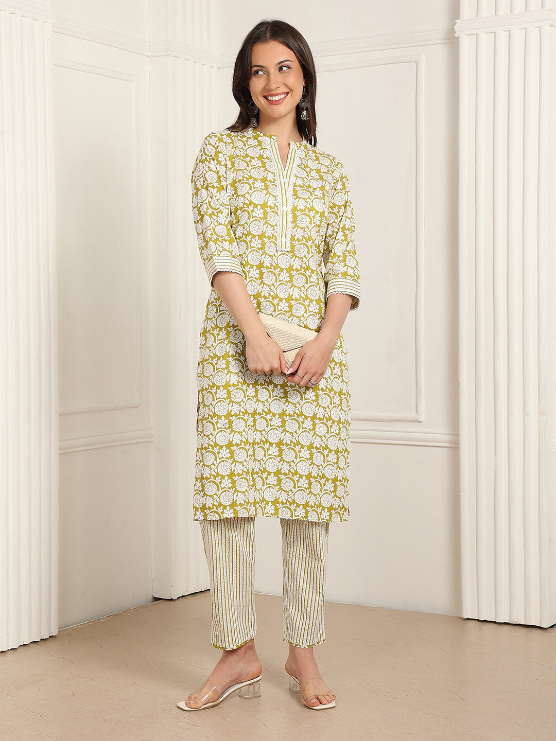 Casual Ethnic Straight Kurta Set With Dupatta (DS843)